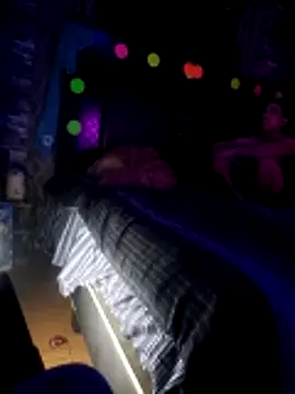 Kike8090 online show from 12, 2, 2026