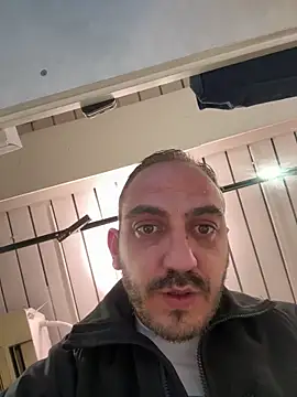 Snapshot of AlexGogo23 chatting on 13, 10, 2025 AlexGogo23 online show from 13, 10, 2025