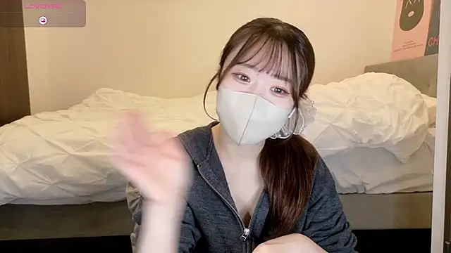 yura ra ra online show from 12, 4, 2026
