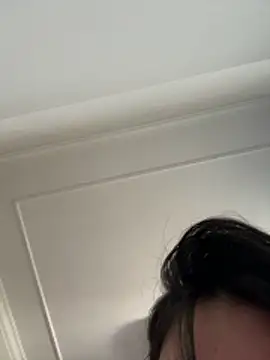 Snapshot of yiyi_3523 chatting on 10, 3, 2026 yiyi 3523 online show from 10, 3, 2026