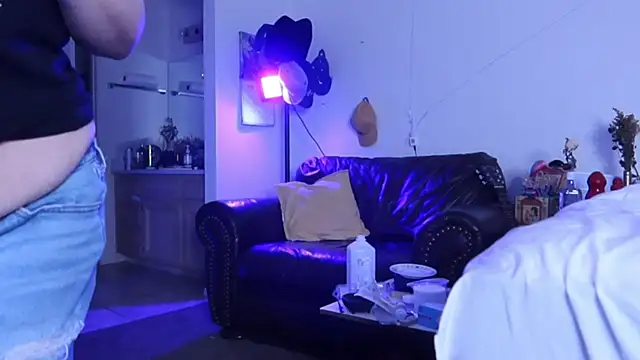 BellaBlueBBW online show from 8, 2, 2025