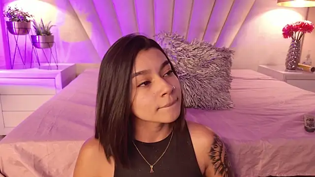 AlyssaRay online show from 16, 1, 2026