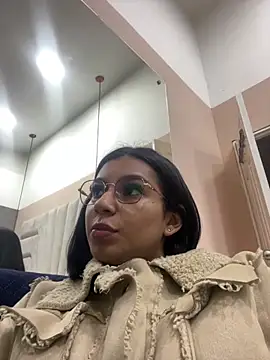 AlyssaRay online show from 2, 5, 2026