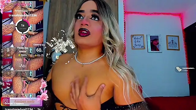 Snapshot of Sofiabigcock22 chatting on 28, 6, 2026 Sofiabigcock22 online show from 28, 6, 2026