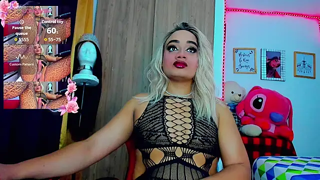Snapshot of Sofiabigcock22 chatting on 17, 7, 2026 Sofiabigcock22 online show from 17, 7, 2026