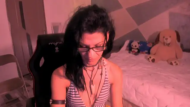 SweetSin40 online show from 28, 7, 2026