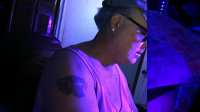 JasmineAurora online show from 17, 10, 2025