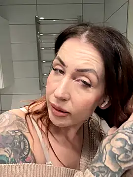 Lindsey feet online show from 28, 10, 2025