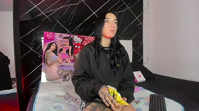 Candy leilaa3 online show from 6, 8, 2026