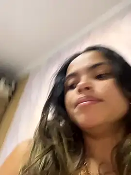 Snapshot of safadinhaquenteW chatting on 24, 10, 2025 safadinhaquenteW online show from 24, 10, 2025