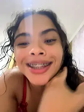 Snapshot of safadinhaquenteW chatting on 26, 10, 2025 safadinhaquenteW online show from 26, 10, 2025