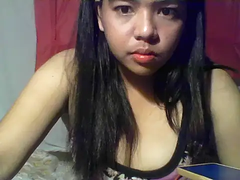 Snapshot of sweet_mai18 chatting on 15, 10, 2025 sweet mai18 online show from 15, 10, 2025