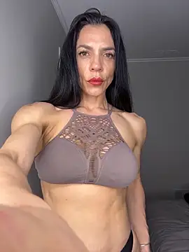 Snapshot of Kattefit chatting on 4, 3, 2026 Kattefit online show from 4, 3, 2026