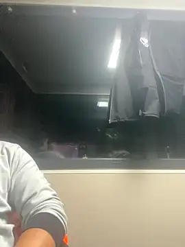 Snapshot of arasazgin chatting on 12, 11, 2025 arasazgin online show from 12, 11, 2025