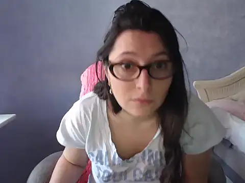 LuckyLisa23 online show from 4, 5, 2026
