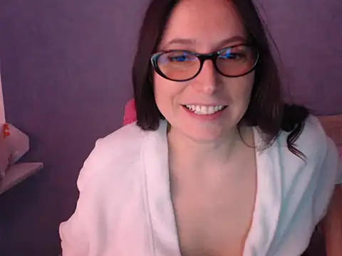 LuckyLisa23 online show from 7, 5, 2026