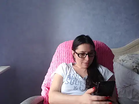 LuckyLisa23 online show from 9, 6, 2026