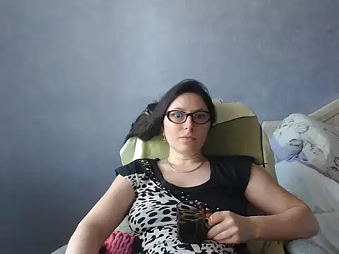 LuckyLisa23 online show from 14, 6, 2026