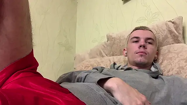 Jeremy1Scott online show from 10, 7, 2026