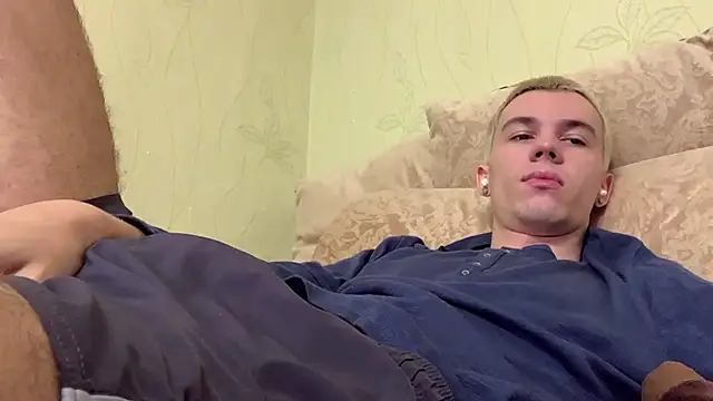 Jeremy1Scott online show from 11, 7, 2026