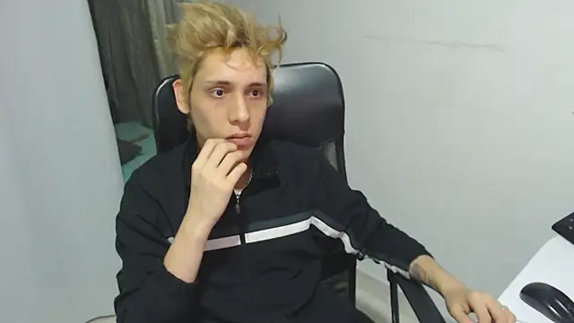 Snapshot of KingSuccubus chatting on 24, 10, 2025 KingSuccubus online show from 24, 10, 2025