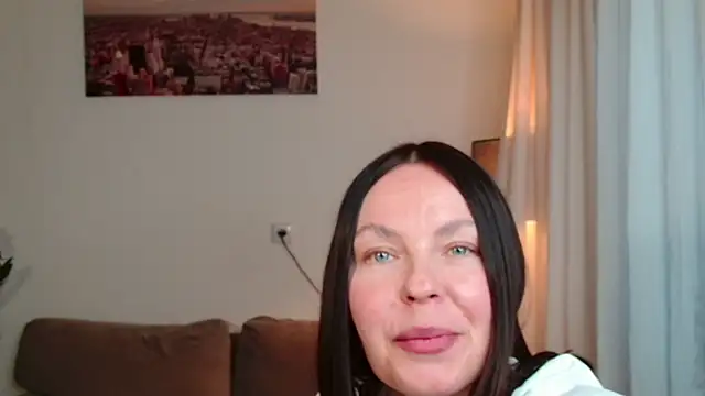 LittleNicolee online show from 17, 3, 2026