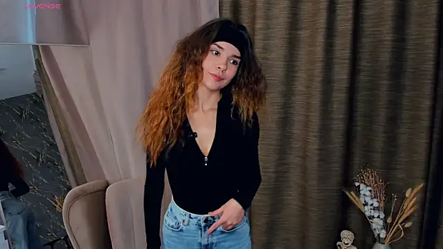 SinaYocum online show from 15, 10, 2025