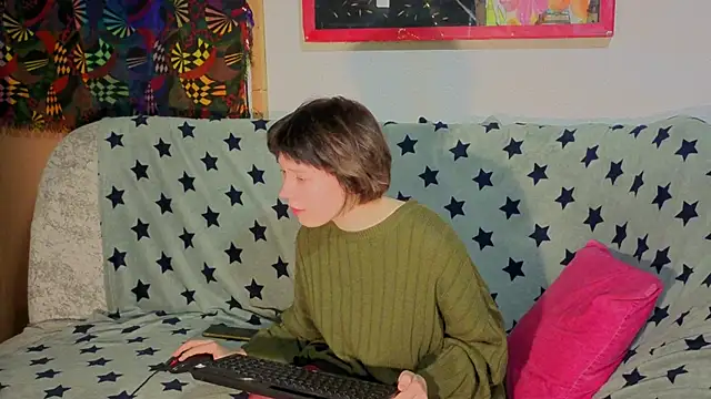 ReincarnatedAngel online show from 22, 10, 2025