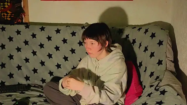 ReincarnatedAngel online show from 23, 10, 2025