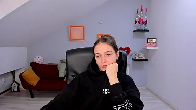 AnneWilsonn online show from 12, 2, 2026