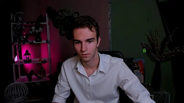 astren villo online show from 18, 11, 2025