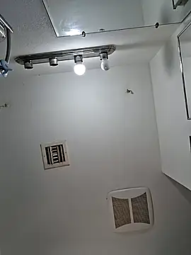 whateveruwanthowever online show from 28, 10, 2025