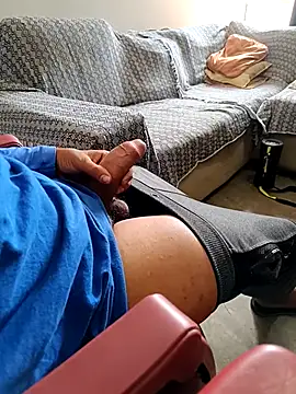 Snapshot of dogstanx chatting on 21, 10, 2025 dogstanx online show from 21, 10, 2025