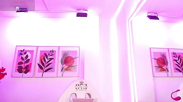 Elisce cloudd online show from 23, 10, 2025