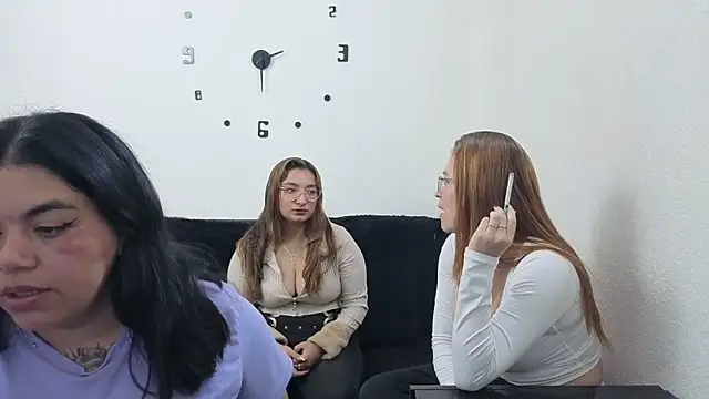 lesb milf online show from 10, 5, 2026