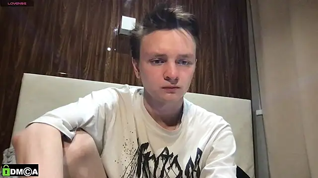 Logan mett online show from 19, 11, 2025