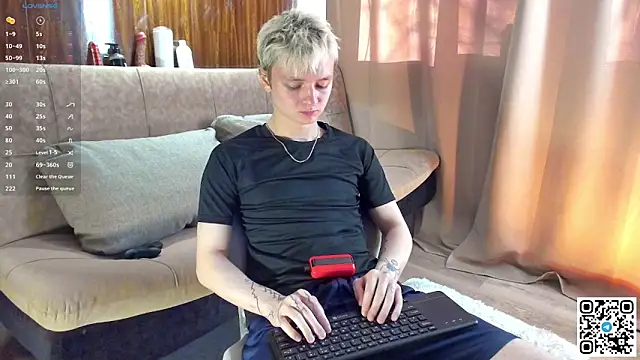 Logan mett online show from 27, 4, 2026