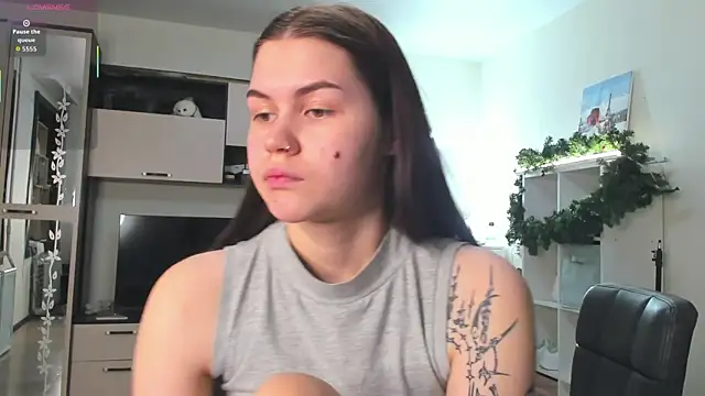 HeatherNextDoor online show from 14, 1, 2026