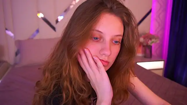 CuteeFoxy online show from 5, 5, 2026
