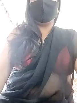 Snapshot of Hot_Boude chatting on 4, 11, 2025 Hot Boude online show from 4, 11, 2025