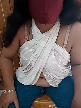 Snapshot of Hot_Boude chatting on 7, 11, 2025 Hot Boude online show from 7, 11, 2025