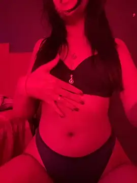 Moreninharai online show from 15, 10, 2025