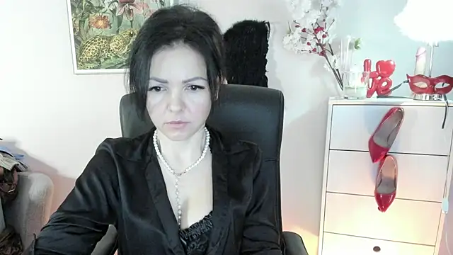 Mollybloom40 online show from 10, 2, 2026