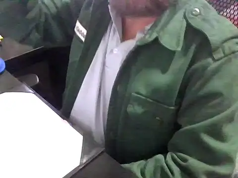 Snapshot of CaccoCasado chatting on 24, 10, 2025 CaccoCasado online show from 24, 10, 2025