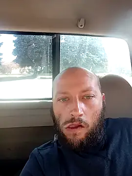 Snapshot of bobstrongdong chatting on 14, 10, 2025 bobstrongdong online show from 14, 10, 2025