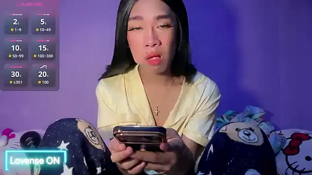 Yourasianbabyemma online show from 21, 4, 2026