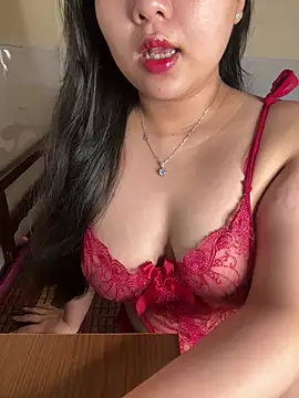 Snapshot of Aimee_milk chatting on 20, 7, 2026 Aimee milk online show from 20, 7, 2026
