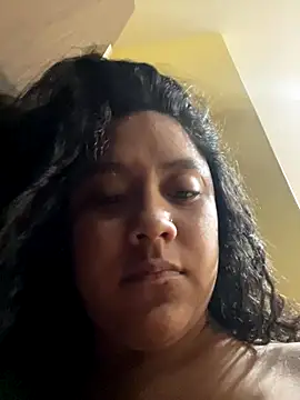 Snapshot of Techi0525 chatting on 4, 12, 2025 Techi0525 online show from 4, 12, 2025