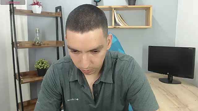 Snapshot of Axel_Stones_ chatting on 20, 10, 2025 Axel Stones  online show from 20, 10, 2025