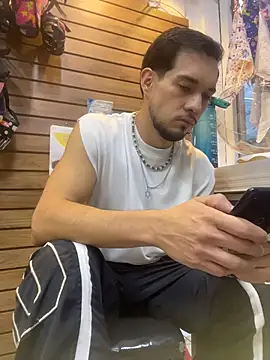 Leonardmoppet online show from 15, 2, 2026